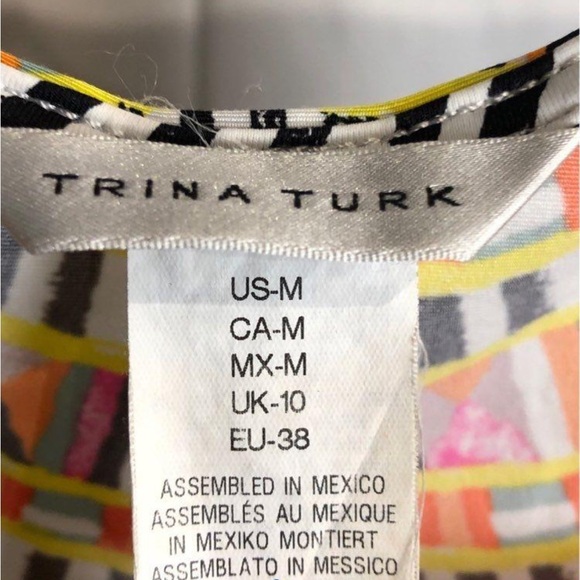 Trina Turk Brasilia Graphic Swim Coverup - Picture 3 of 4